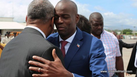 PHOTO: Haiti PM Jack Guy Lafontant greets President Jovenel at the Airport