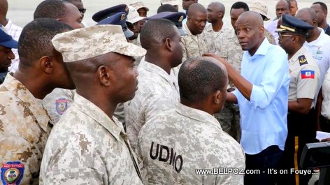 President Jovenel Moise speaking to a group of UDMO policemen